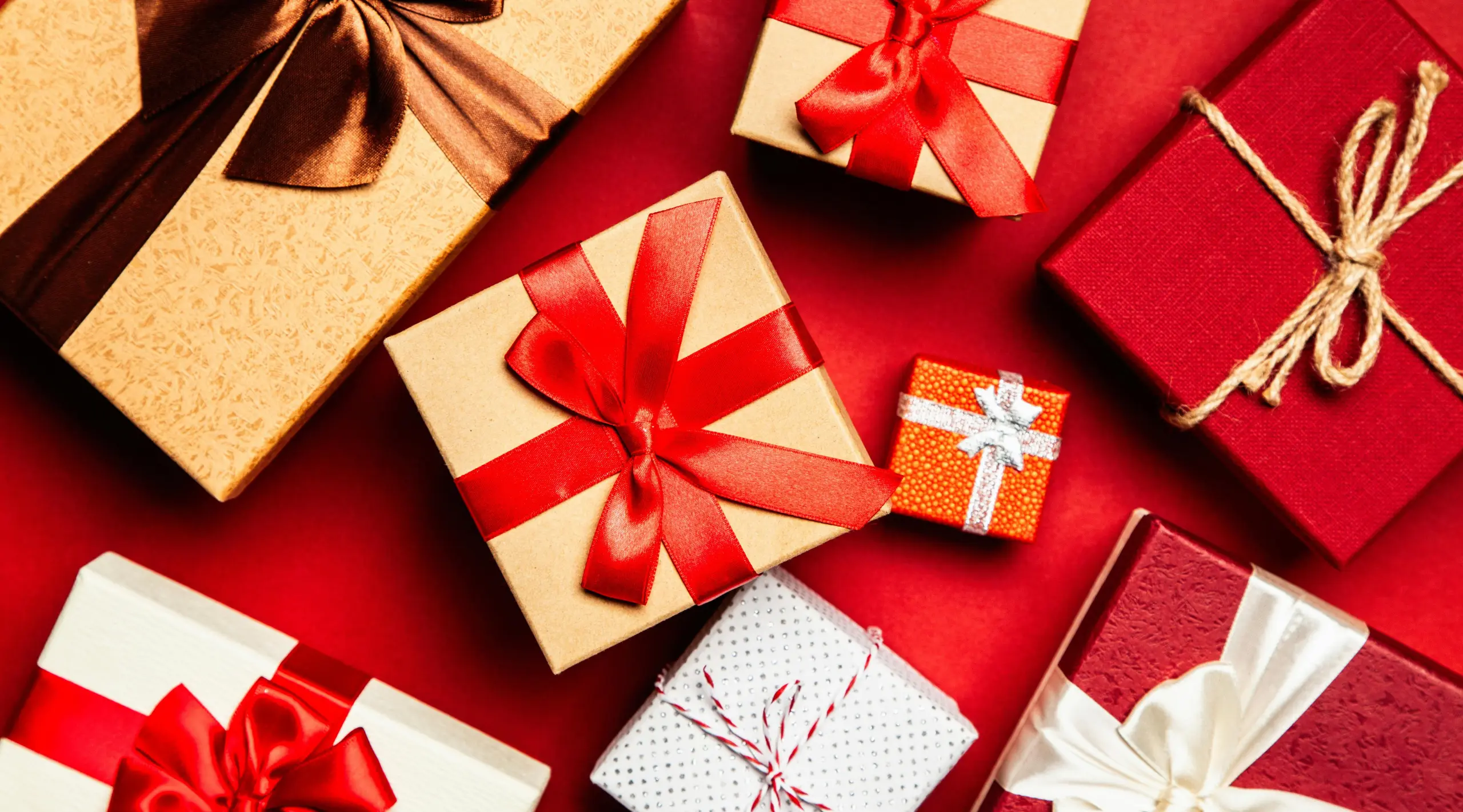 7 Affordable Christmas Gifts That Show You Care