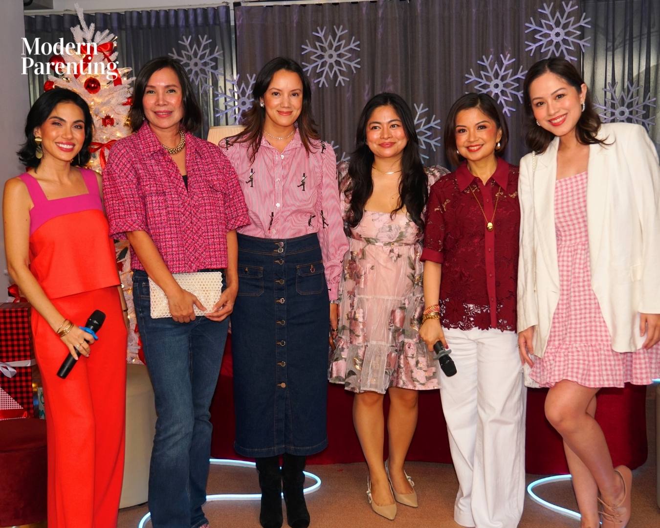 Winners of EGCs from Khozy Lounge 
L to R: Anne Gauthier, Jessica Everingham, Rene Rodrigo, Janine Khazaie, Marga Tupaz, Carla Sulit 