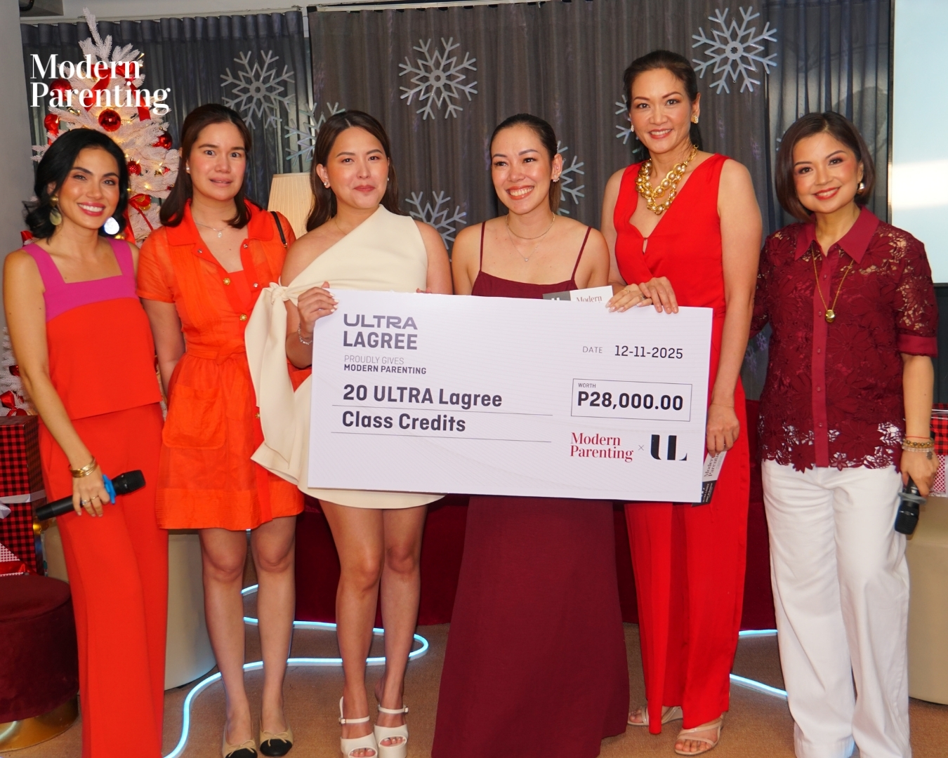 Winners of PHP28,000-worth of GCs Ultra Lagree 
Anne Gauthier, Ela Arellano Lee, Nice Sanchez, Grace Carillo, Suzanna Yuzon, Marga Tupaz