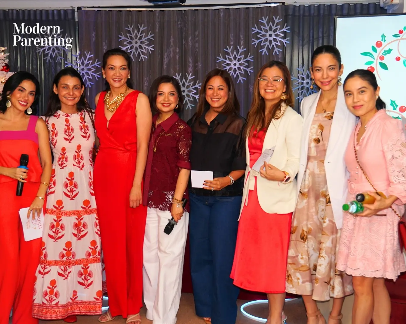 Winners of GCs from MoRe Hairspa
L to R: Anne Gauthier, Pia Moras, Suzanna Yuzon, Marga Tupaz, Berry Stehmeier, Darlyn Ty Nilo, Amanda Griffin Jacob, Danie Valdepeñas