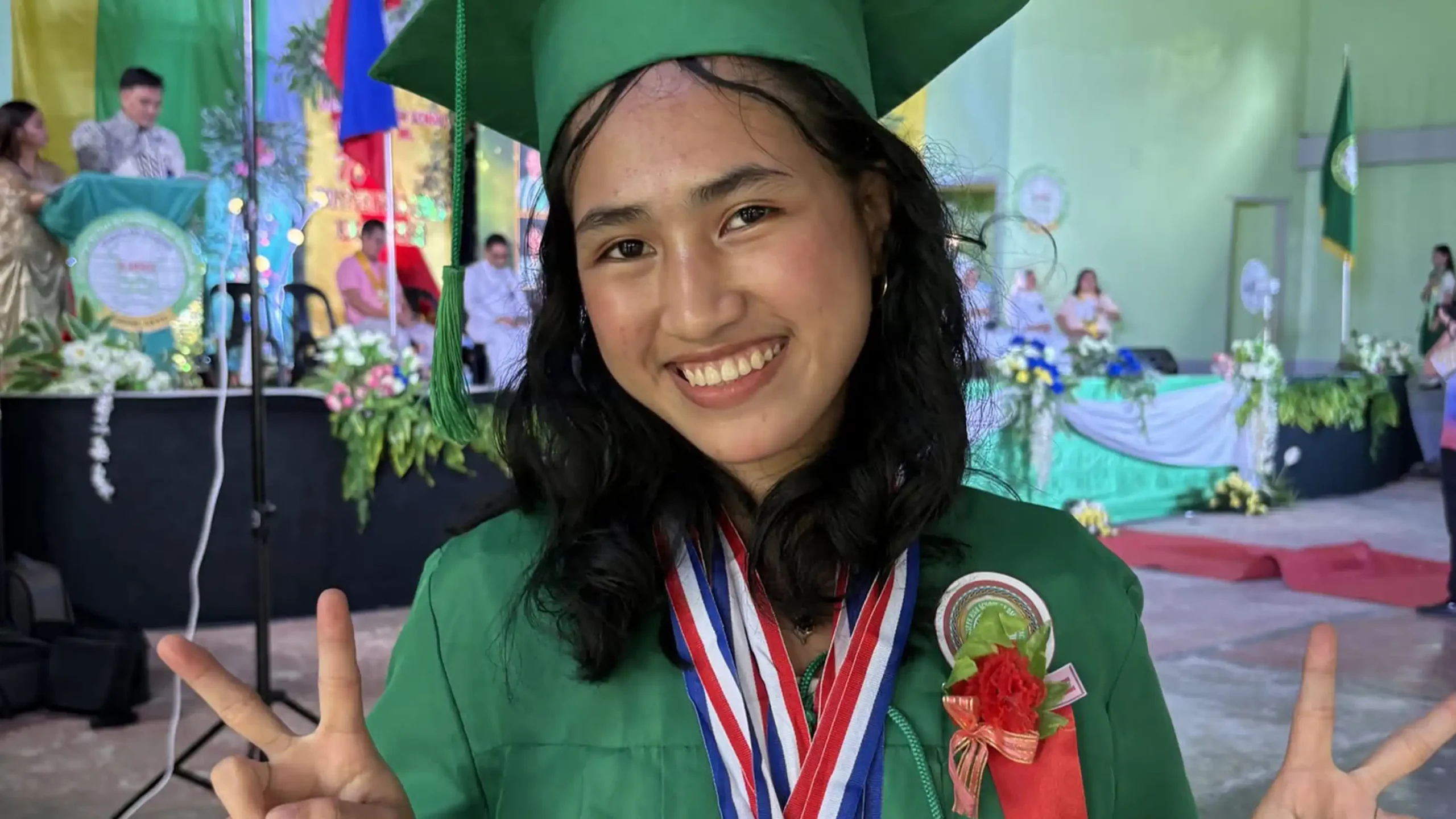 How Kindness Can Change A Life: Dingdong Dantes’ Scholar Graduates With First Honors