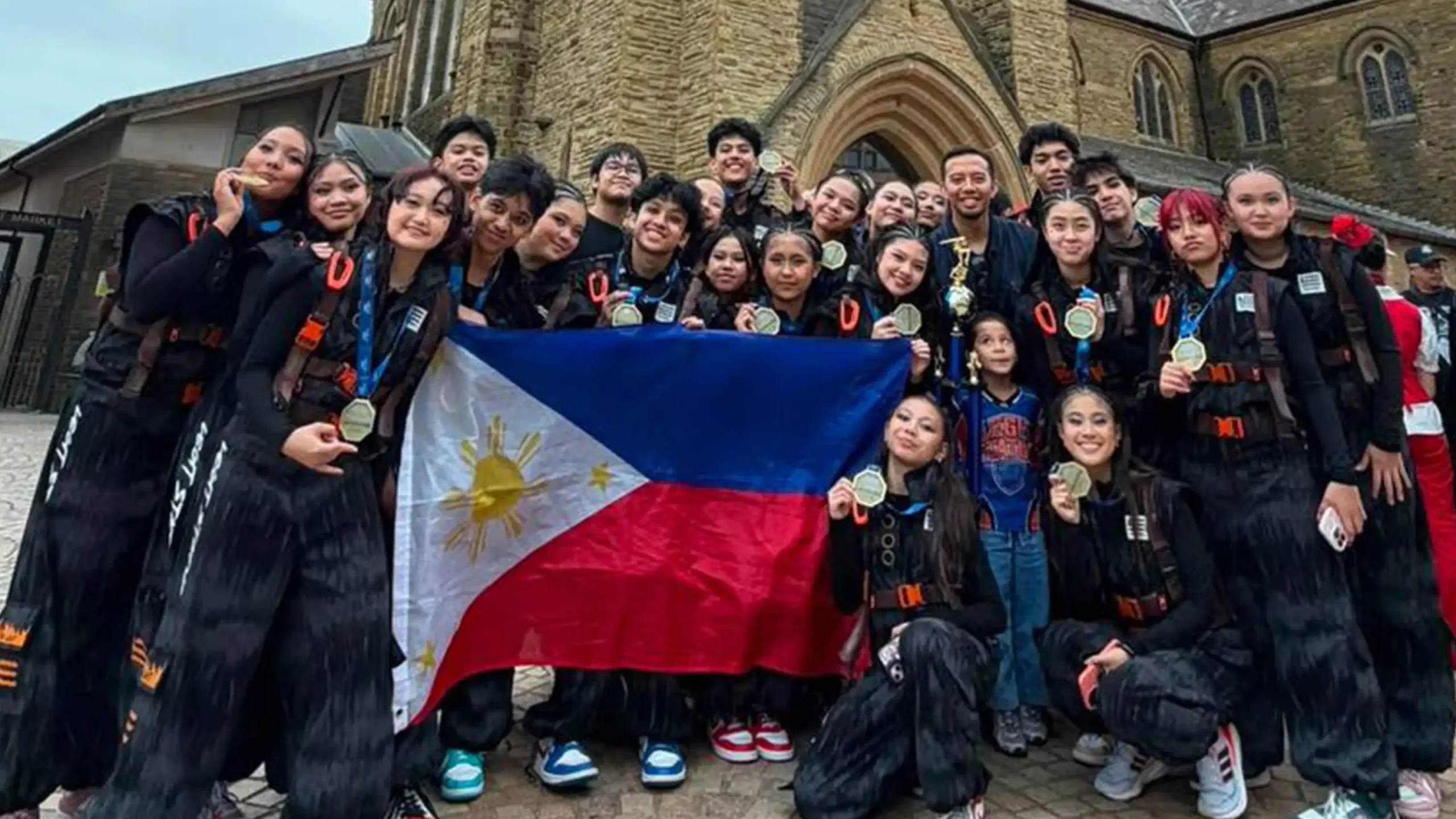 Legit Status Varsity Brings Home the World Title from UDO World Finals